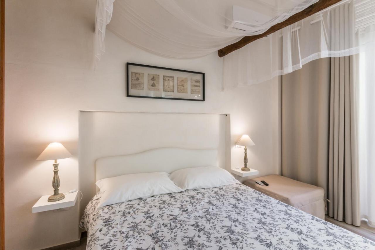 The Bell Apartamento Comiso Exterior foto