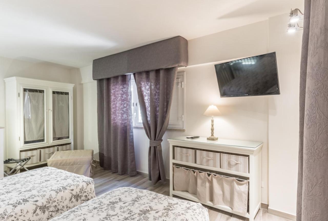 The Bell Apartamento Comiso Exterior foto